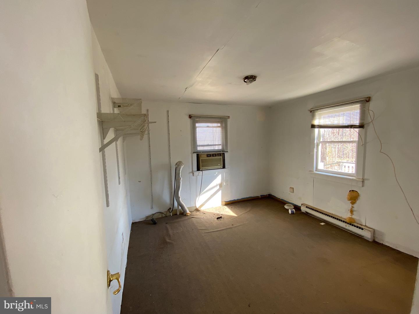 12211 PURCELL RD, MANASSAS, Virginia 20112, 2 Bedrooms Bedrooms, ,1 BathroomBathrooms,Residential,For sale,12211 PURCELL RD,VAPW2098140 MLS # VAPW2098140