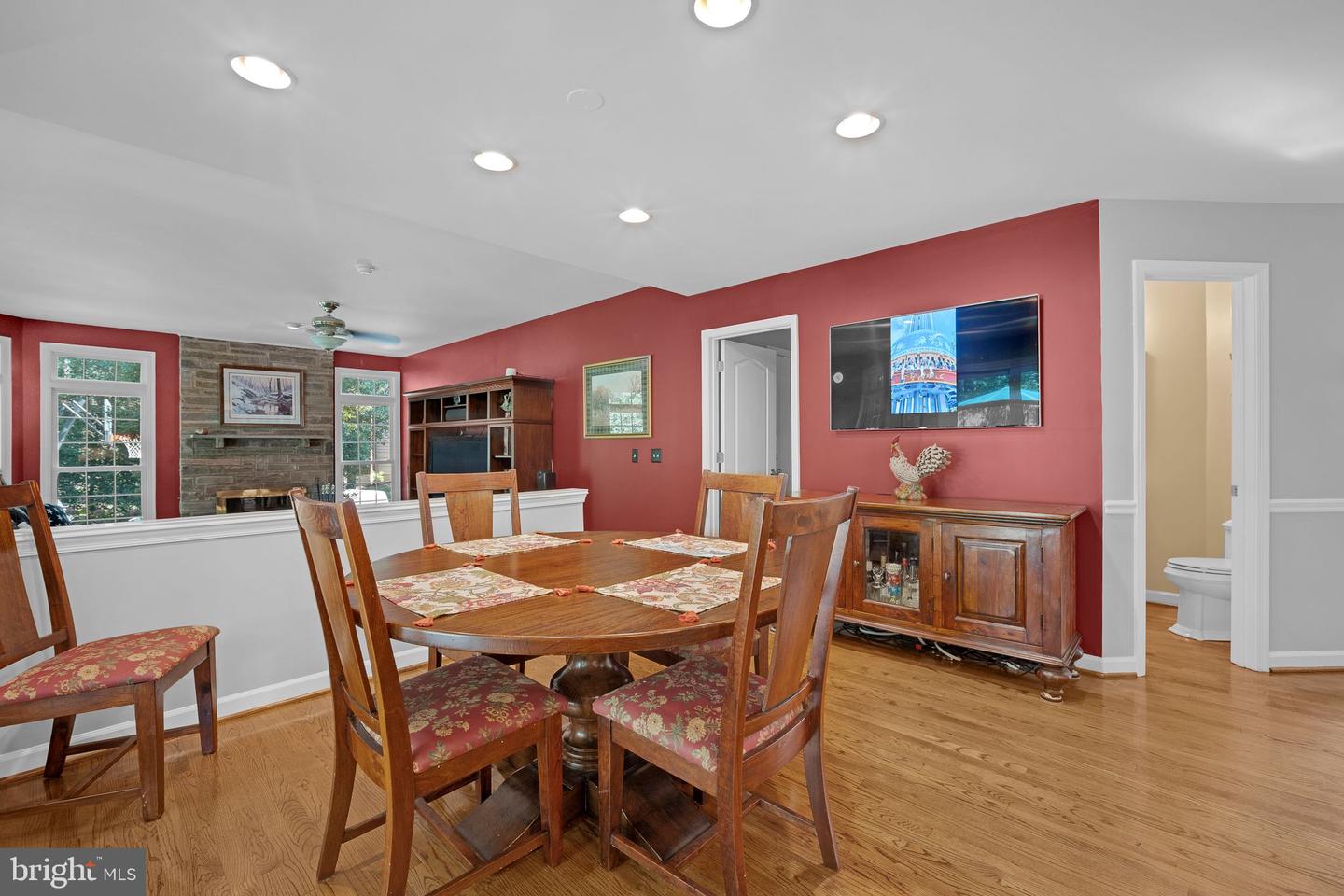6293 HOMAR POND CT, FAIRFAX STATION, Virginia 22039, 4 Bedrooms Bedrooms, ,4 BathroomsBathrooms,Residential,For sale,6293 HOMAR POND CT,VAFX2252320 MLS # VAFX2252320