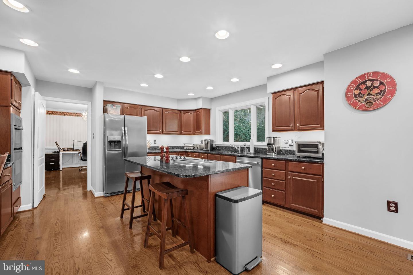6293 HOMAR POND CT, FAIRFAX STATION, Virginia 22039, 4 Bedrooms Bedrooms, ,4 BathroomsBathrooms,Residential,For sale,6293 HOMAR POND CT,VAFX2252320 MLS # VAFX2252320