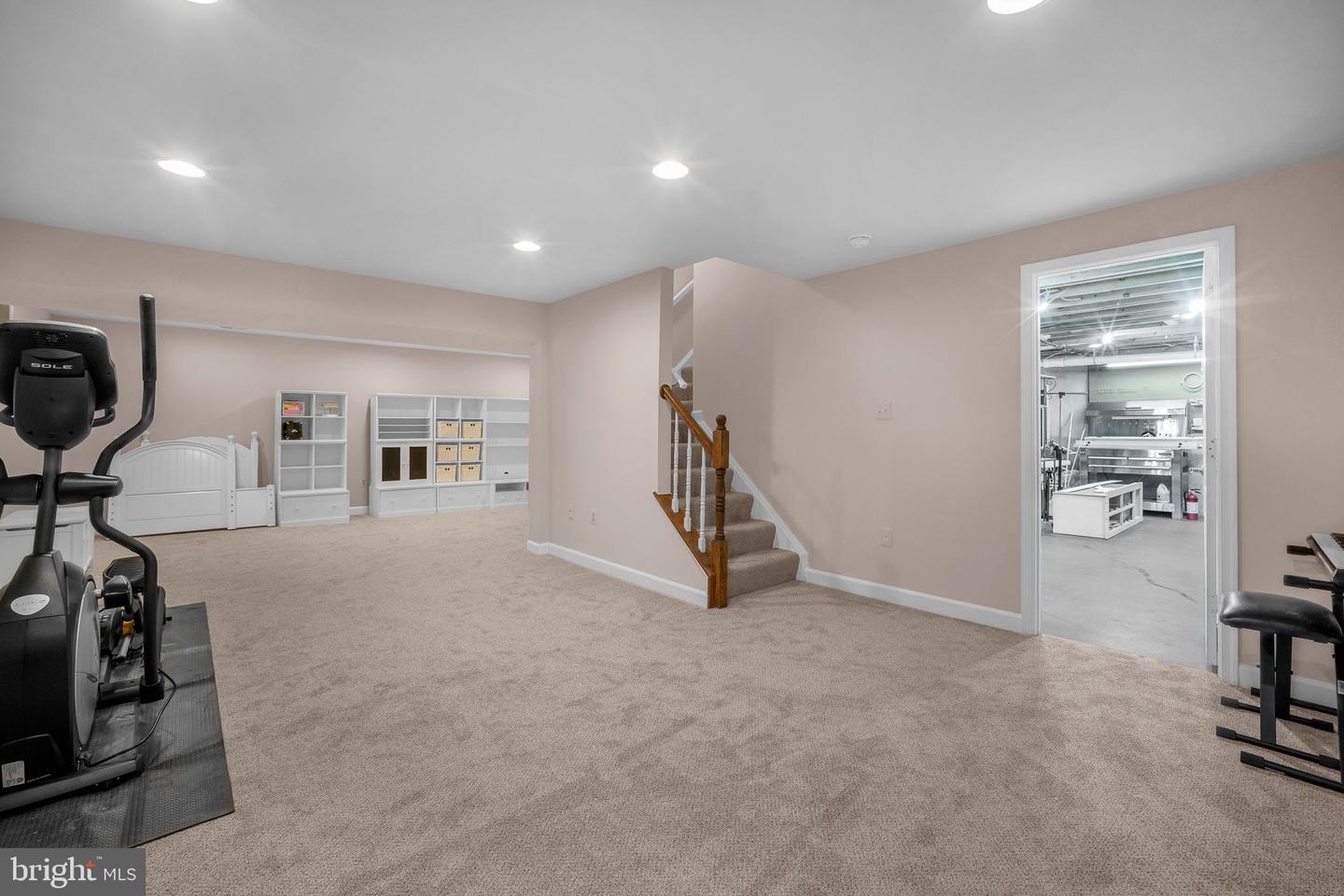 6293 HOMAR POND CT, FAIRFAX STATION, Virginia 22039, 4 Bedrooms Bedrooms, ,4 BathroomsBathrooms,Residential,For sale,6293 HOMAR POND CT,VAFX2252320 MLS # VAFX2252320