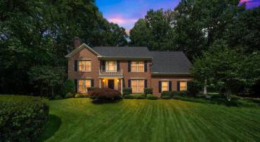 6293 HOMAR POND CT, FAIRFAX STATION, Virginia 22039, 4 Bedrooms Bedrooms, ,4 BathroomsBathrooms,Residential,For sale,6293 HOMAR POND CT,VAFX2252320 MLS # VAFX2252320