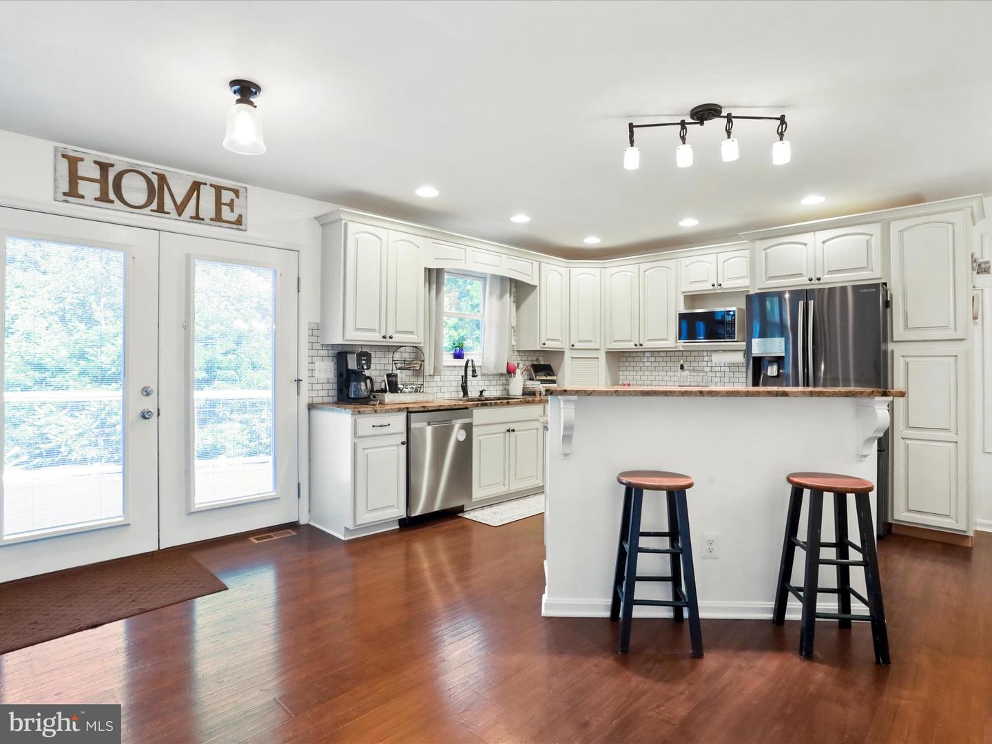 10 WESTVIEW DR, LINDEN, Virginia 22642, 4 Bedrooms Bedrooms, ,3 BathroomsBathrooms,Residential,For sale,10 WESTVIEW DR,VAWR2011588 MLS # VAWR2011588