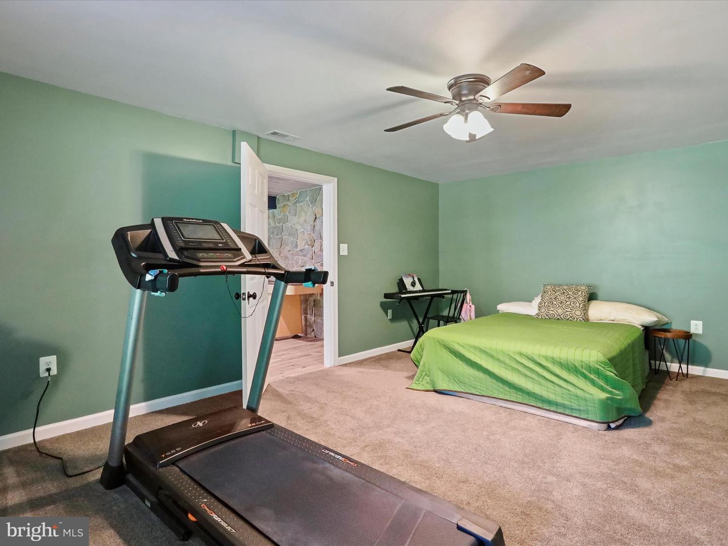 10 WESTVIEW DR, LINDEN, Virginia 22642, 4 Bedrooms Bedrooms, ,3 BathroomsBathrooms,Residential,For sale,10 WESTVIEW DR,VAWR2011588 MLS # VAWR2011588