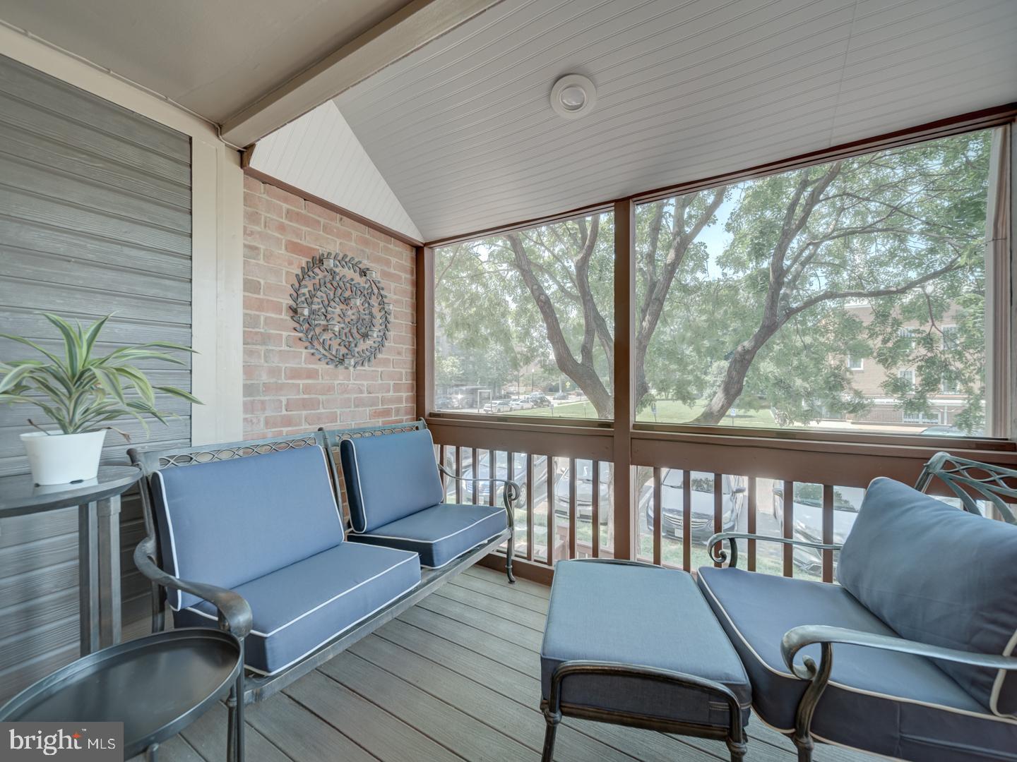 600-A N TAZEWELL ST, ARLINGTON, Virginia 22203, 3 Bedrooms Bedrooms, ,2 BathroomsBathrooms,Residential,For sale,600-A N TAZEWELL ST,VAAR2059944 MLS # VAAR2059944