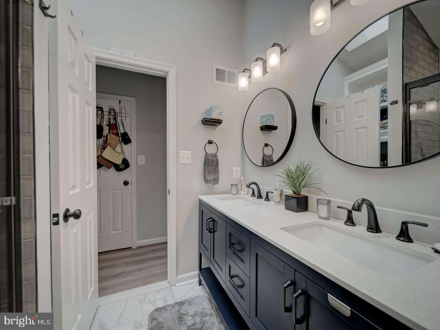 600-A N TAZEWELL ST, ARLINGTON, Virginia 22203, 3 Bedrooms Bedrooms, ,2 BathroomsBathrooms,Residential,For sale,600-A N TAZEWELL ST,VAAR2059944 MLS # VAAR2059944