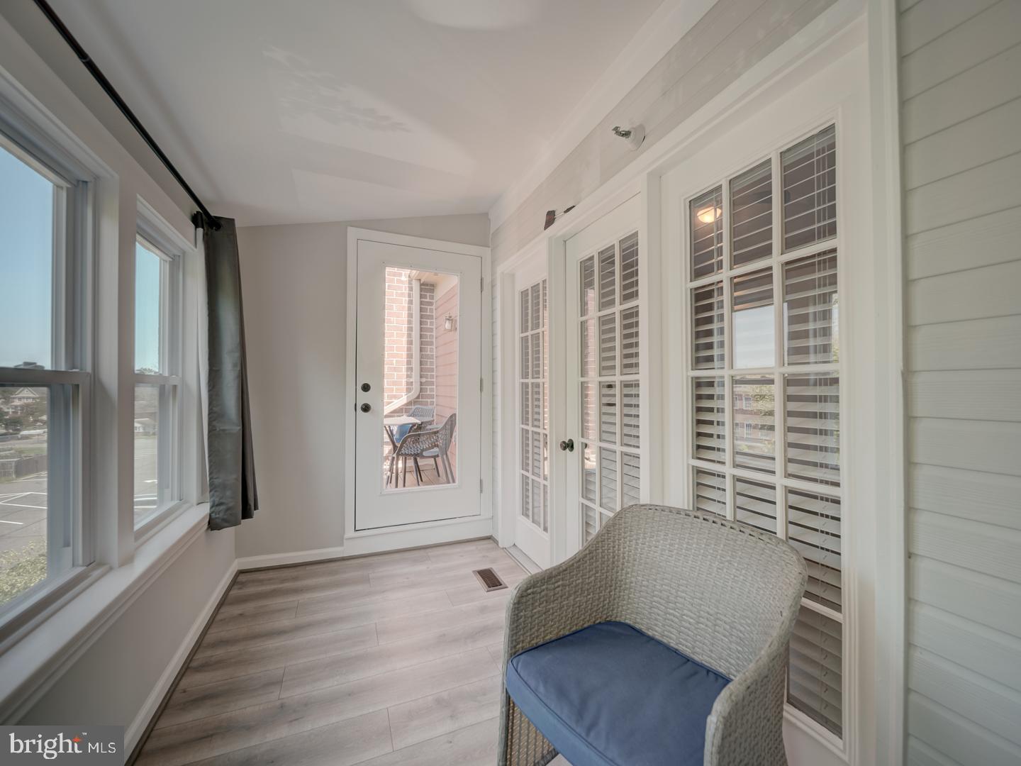 600-A N TAZEWELL ST, ARLINGTON, Virginia 22203, 3 Bedrooms Bedrooms, ,2 BathroomsBathrooms,Residential,For sale,600-A N TAZEWELL ST,VAAR2059944 MLS # VAAR2059944