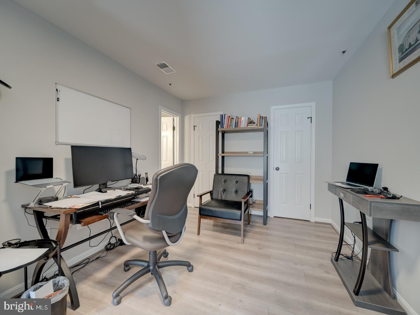 600-A N TAZEWELL ST, ARLINGTON, Virginia 22203, 3 Bedrooms Bedrooms, ,2 BathroomsBathrooms,Residential,For sale,600-A N TAZEWELL ST,VAAR2059944 MLS # VAAR2059944