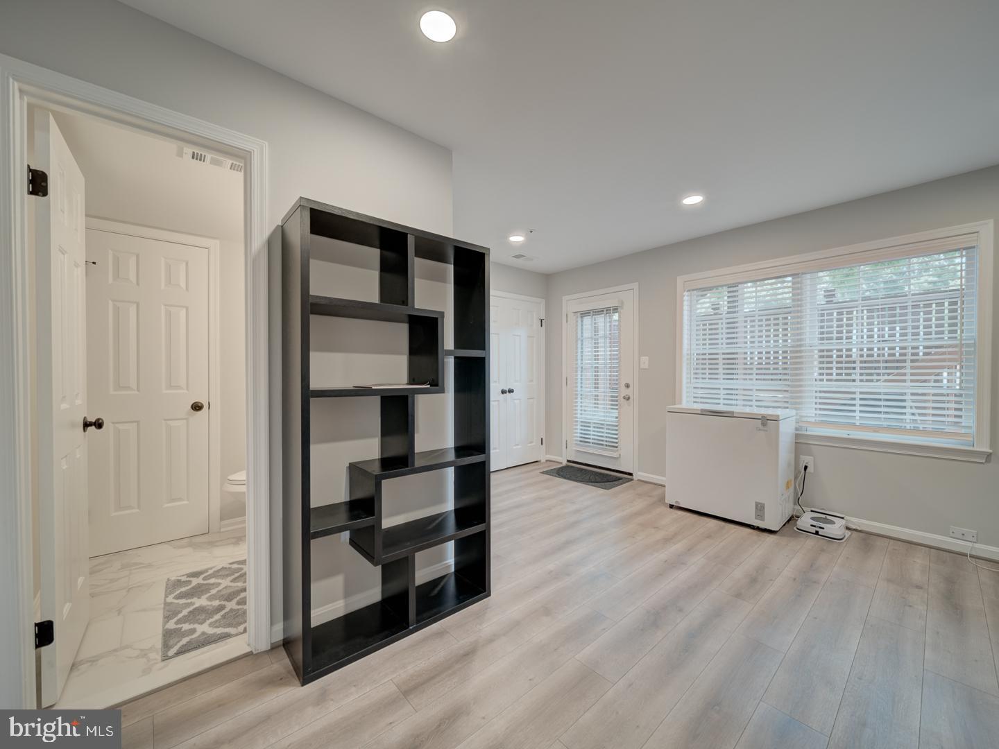 600-A N TAZEWELL ST, ARLINGTON, Virginia 22203, 3 Bedrooms Bedrooms, ,2 BathroomsBathrooms,Residential,For sale,600-A N TAZEWELL ST,VAAR2059944 MLS # VAAR2059944