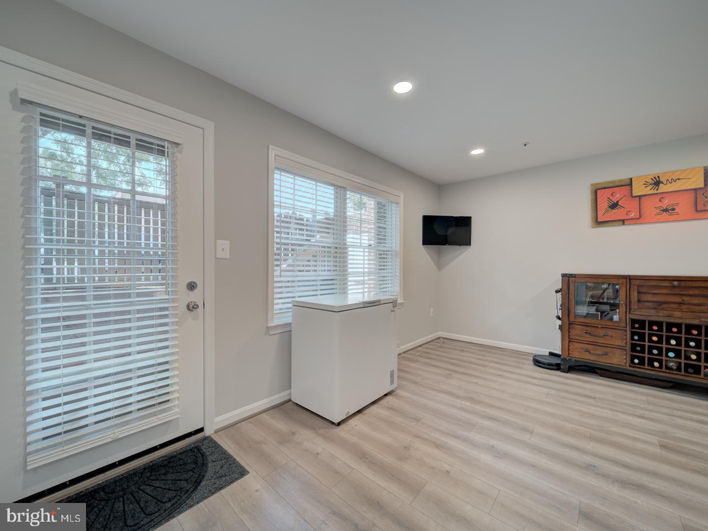 600-A N TAZEWELL ST, ARLINGTON, Virginia 22203, 3 Bedrooms Bedrooms, ,2 BathroomsBathrooms,Residential,For sale,600-A N TAZEWELL ST,VAAR2059944 MLS # VAAR2059944