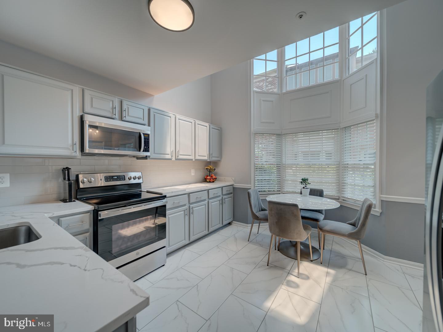 600-A N TAZEWELL ST, ARLINGTON, Virginia 22203, 3 Bedrooms Bedrooms, ,2 BathroomsBathrooms,Residential,For sale,600-A N TAZEWELL ST,VAAR2059944 MLS # VAAR2059944