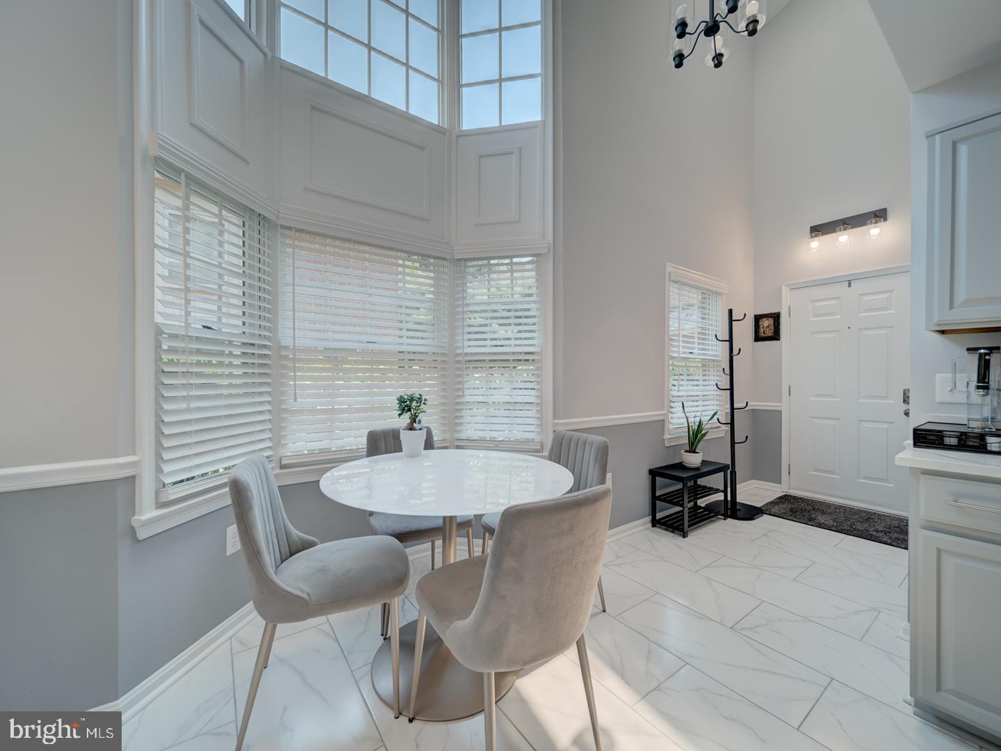 600-A N TAZEWELL ST, ARLINGTON, Virginia 22203, 3 Bedrooms Bedrooms, ,2 BathroomsBathrooms,Residential,For sale,600-A N TAZEWELL ST,VAAR2059944 MLS # VAAR2059944