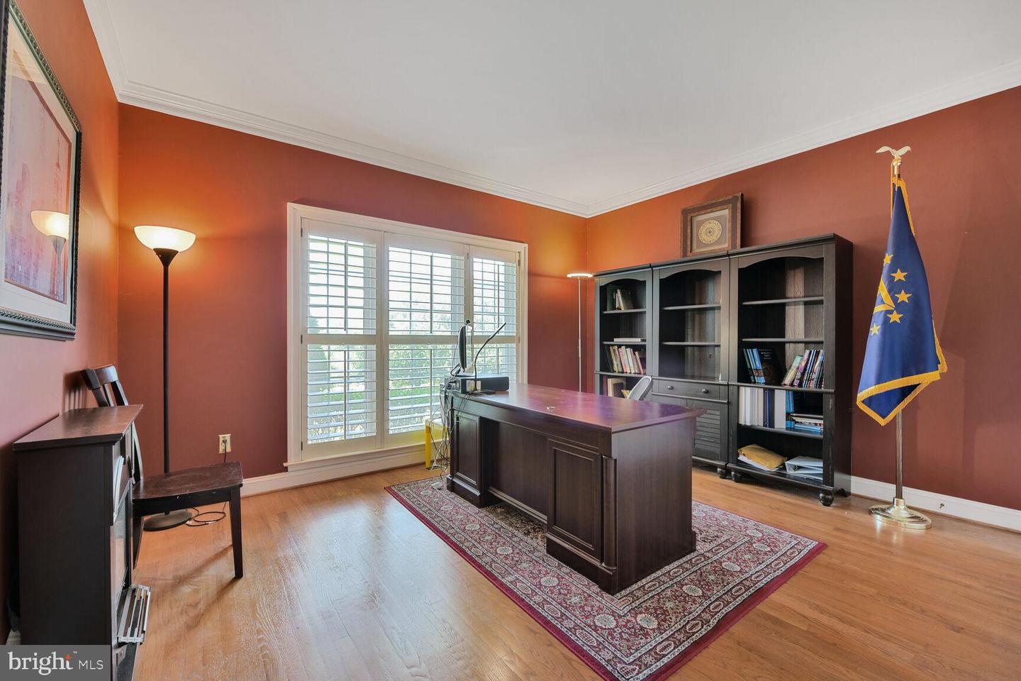 10009 THOMPSON RIDGE CT, GREAT FALLS, Virginia 22066, 5 Bedrooms Bedrooms, ,5 BathroomsBathrooms,Residential,For sale,10009 THOMPSON RIDGE CT,VAFX2252424 MLS # VAFX2252424