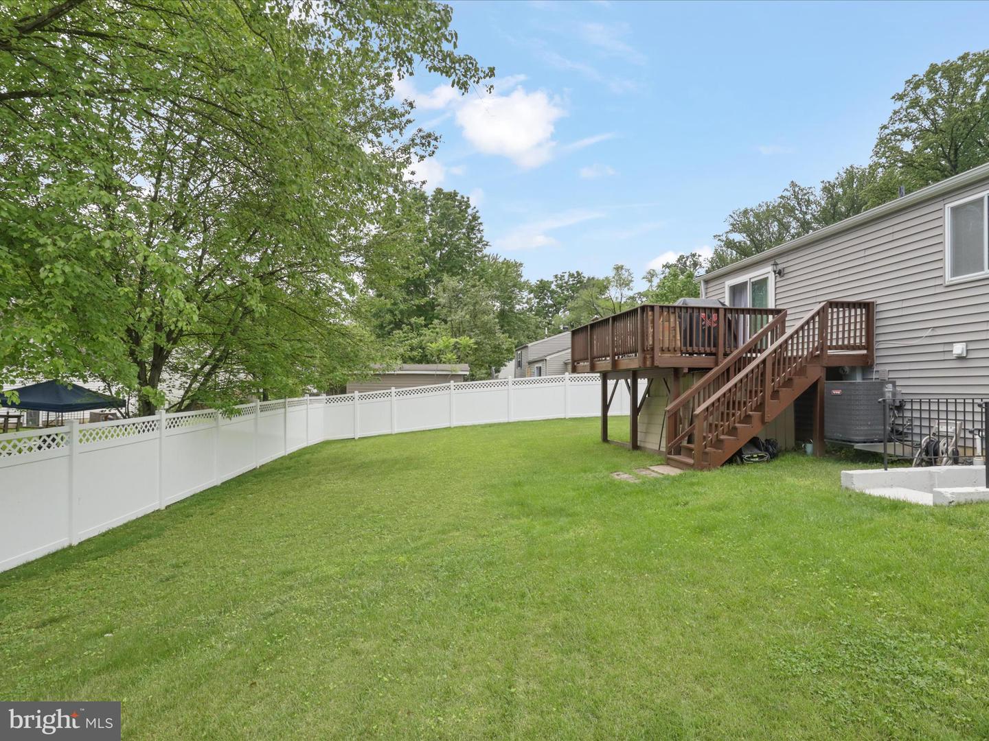 7313 HUSKY LN, SPRINGFIELD, Virginia 22151, 4 Bedrooms Bedrooms, ,2 BathroomsBathrooms,Residential,For sale,7313 HUSKY LN,VAFX2252444 MLS # VAFX2252444