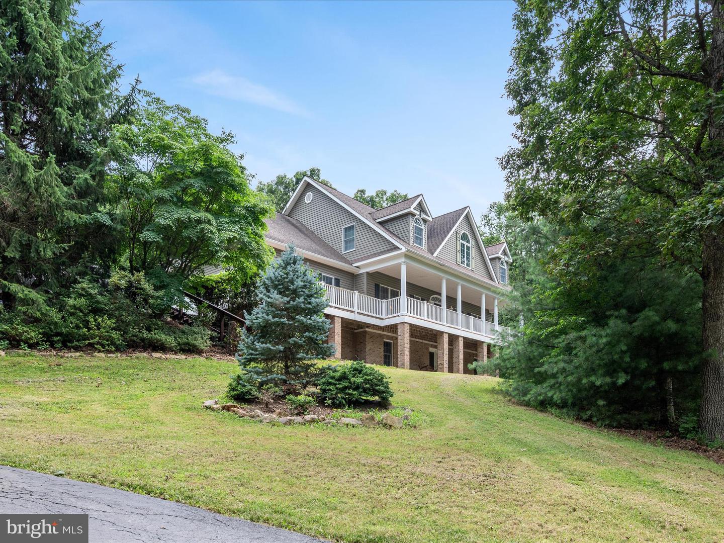 3949 N FREDERICK PIKE, WINCHESTER, Virginia 22603, 5 Bedrooms Bedrooms, ,2 BathroomsBathrooms,Residential,For sale,3949 N FREDERICK PIKE,VAFV2035156 MLS # VAFV2035156