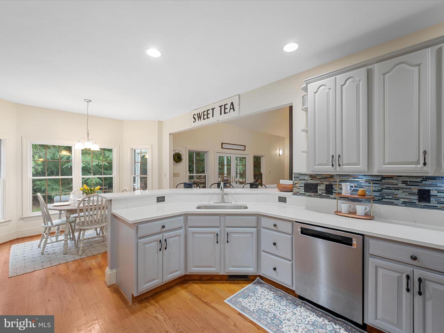 3949 N FREDERICK PIKE, WINCHESTER, Virginia 22603, 5 Bedrooms Bedrooms, ,2 BathroomsBathrooms,Residential,For sale,3949 N FREDERICK PIKE,VAFV2035156 MLS # VAFV2035156