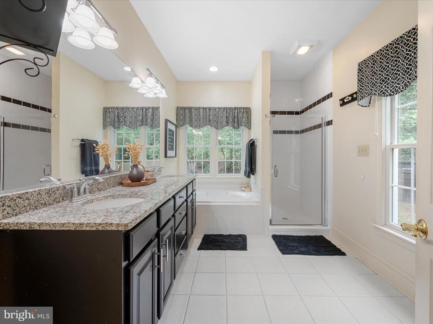 3949 N FREDERICK PIKE, WINCHESTER, Virginia 22603, 5 Bedrooms Bedrooms, ,2 BathroomsBathrooms,Residential,For sale,3949 N FREDERICK PIKE,VAFV2035156 MLS # VAFV2035156
