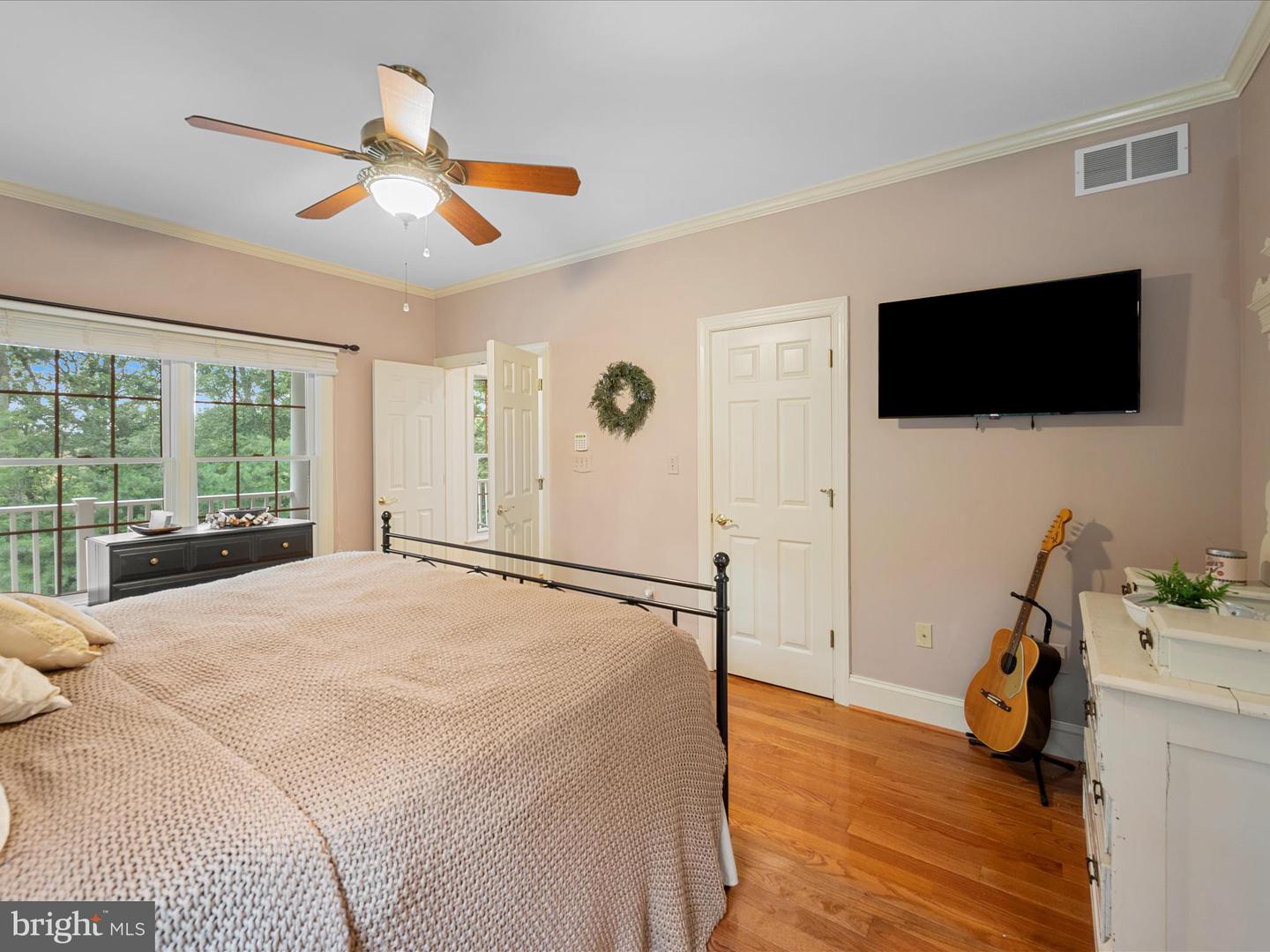 3949 N FREDERICK PIKE, WINCHESTER, Virginia 22603, 5 Bedrooms Bedrooms, ,2 BathroomsBathrooms,Residential,For sale,3949 N FREDERICK PIKE,VAFV2035156 MLS # VAFV2035156