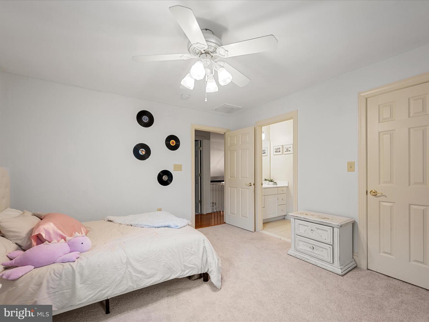 3949 N FREDERICK PIKE, WINCHESTER, Virginia 22603, 5 Bedrooms Bedrooms, ,2 BathroomsBathrooms,Residential,For sale,3949 N FREDERICK PIKE,VAFV2035156 MLS # VAFV2035156
