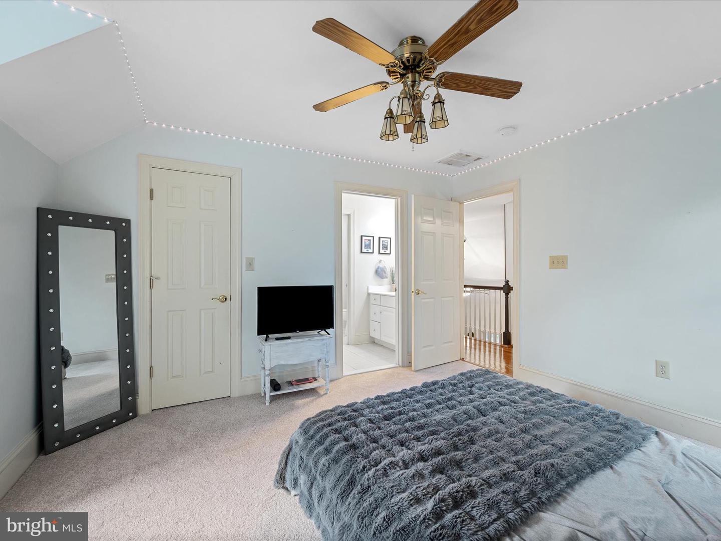 3949 N FREDERICK PIKE, WINCHESTER, Virginia 22603, 5 Bedrooms Bedrooms, ,2 BathroomsBathrooms,Residential,For sale,3949 N FREDERICK PIKE,VAFV2035156 MLS # VAFV2035156