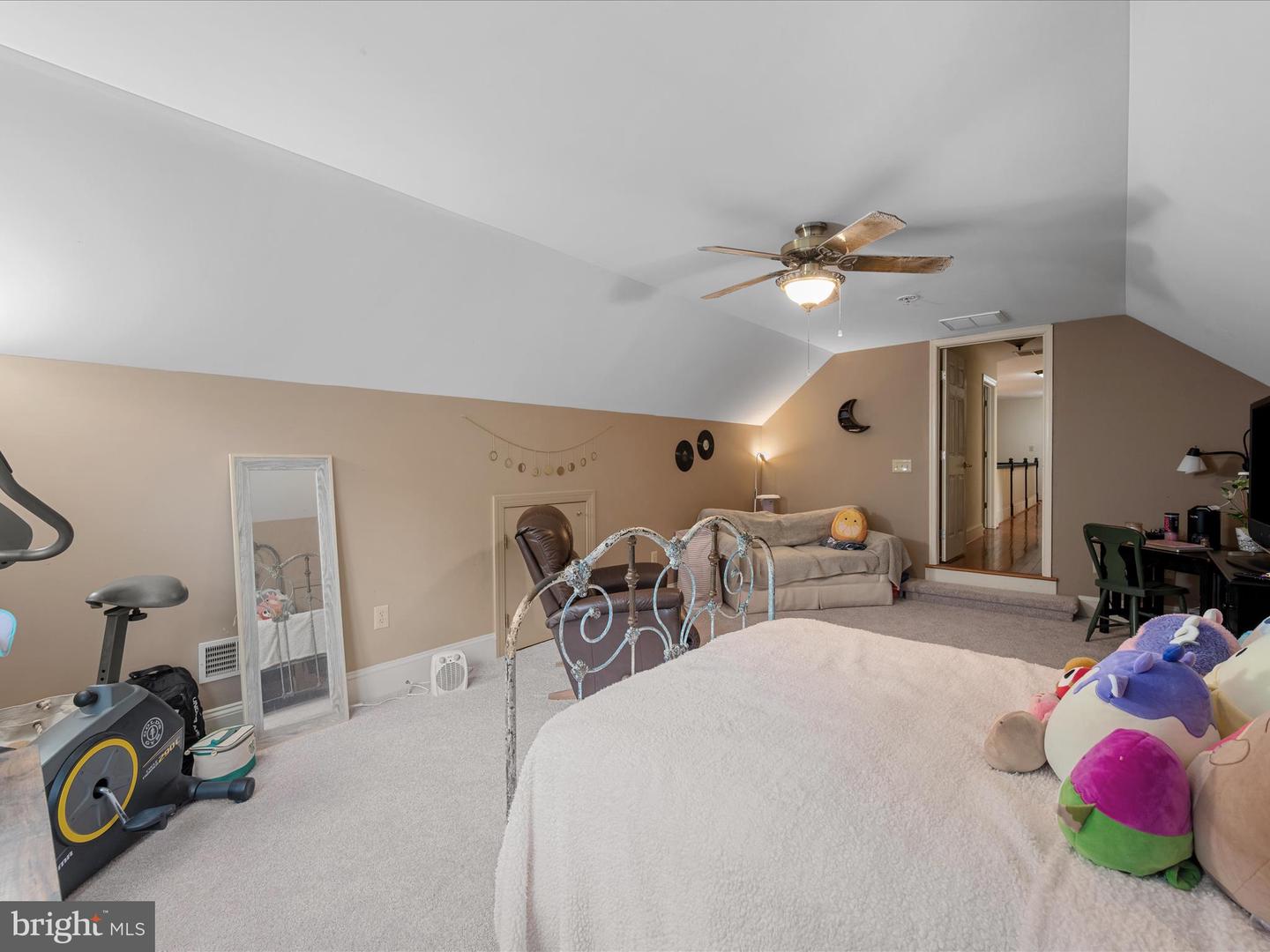 3949 N FREDERICK PIKE, WINCHESTER, Virginia 22603, 5 Bedrooms Bedrooms, ,2 BathroomsBathrooms,Residential,For sale,3949 N FREDERICK PIKE,VAFV2035156 MLS # VAFV2035156