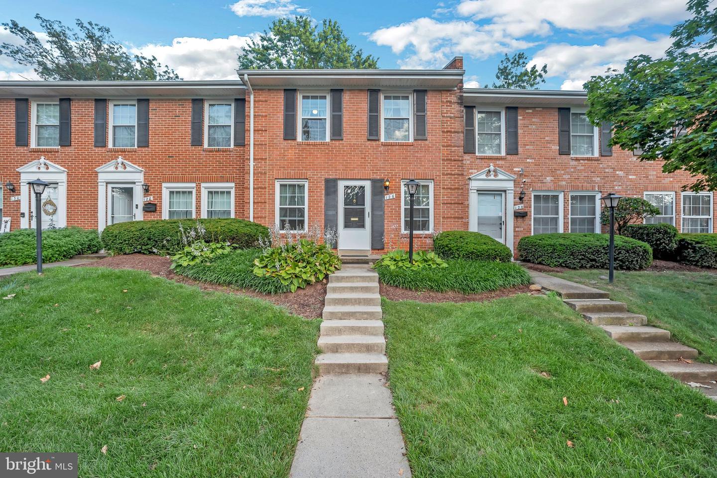 126 N BAYLOR DR, STERLING, Virginia 20164, 3 Bedrooms Bedrooms, ,1 BathroomBathrooms,Residential,For sale,126 N BAYLOR DR,VALO2100760 MLS # VALO2100760