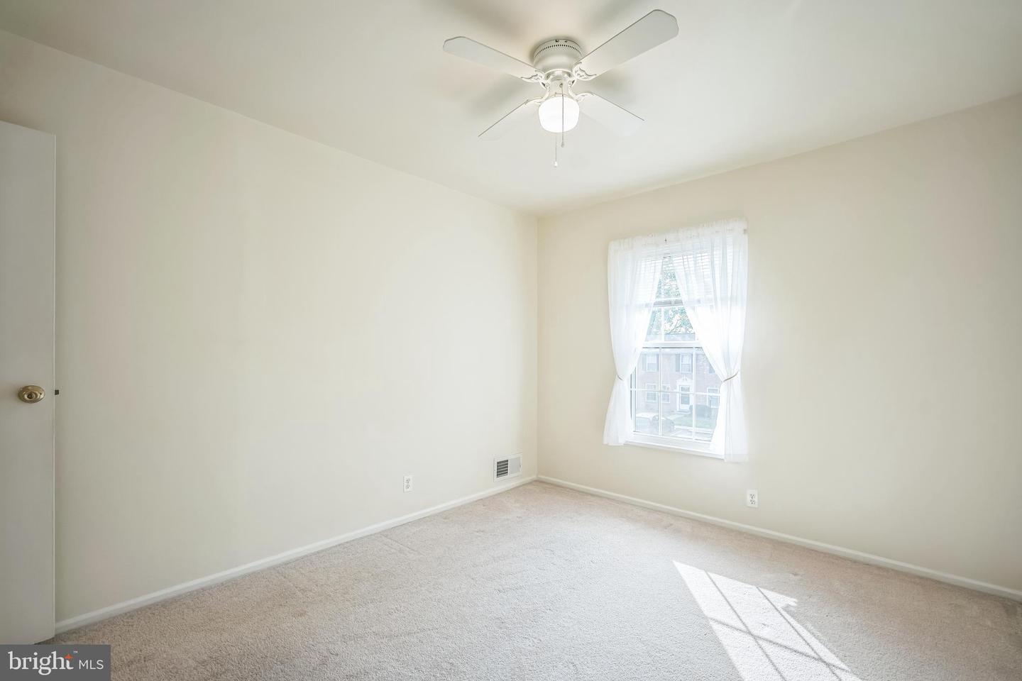 126 N BAYLOR DR, STERLING, Virginia 20164, 3 Bedrooms Bedrooms, ,1 BathroomBathrooms,Residential,For sale,126 N BAYLOR DR,VALO2100760 MLS # VALO2100760