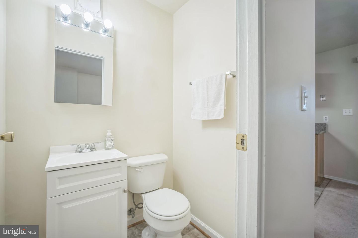 126 N BAYLOR DR, STERLING, Virginia 20164, 3 Bedrooms Bedrooms, ,1 BathroomBathrooms,Residential,For sale,126 N BAYLOR DR,VALO2100760 MLS # VALO2100760