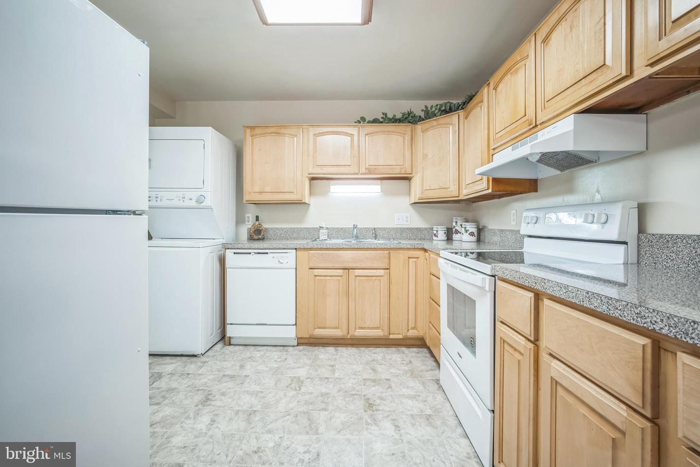 126 N BAYLOR DR, STERLING, Virginia 20164, 3 Bedrooms Bedrooms, ,1 BathroomBathrooms,Residential,For sale,126 N BAYLOR DR,VALO2100760 MLS # VALO2100760