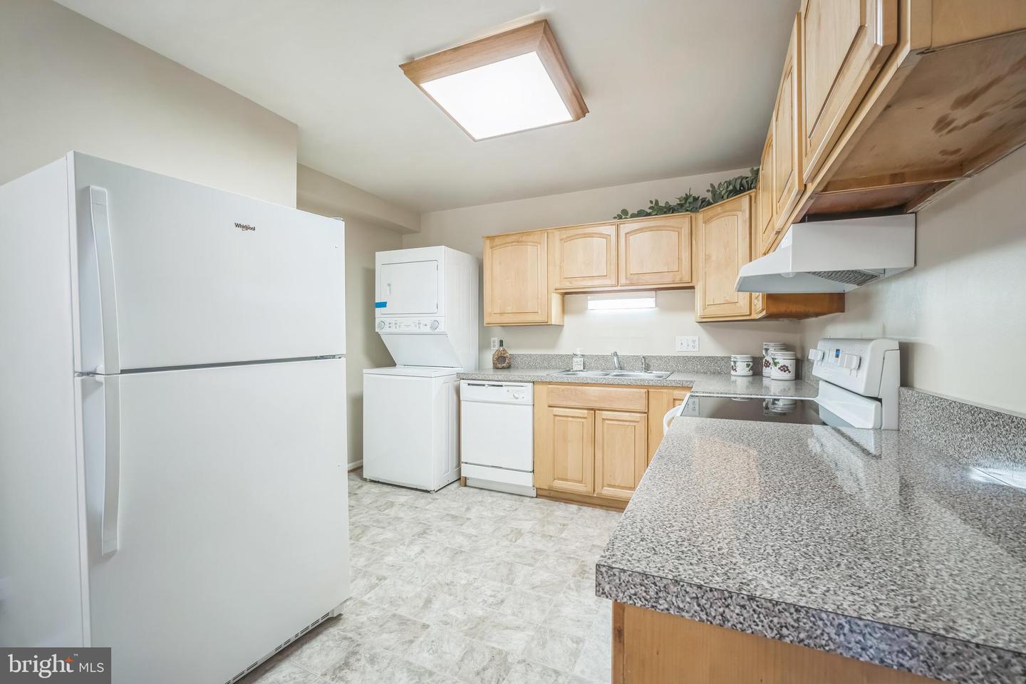 126 N BAYLOR DR, STERLING, Virginia 20164, 3 Bedrooms Bedrooms, ,1 BathroomBathrooms,Residential,For sale,126 N BAYLOR DR,VALO2100760 MLS # VALO2100760