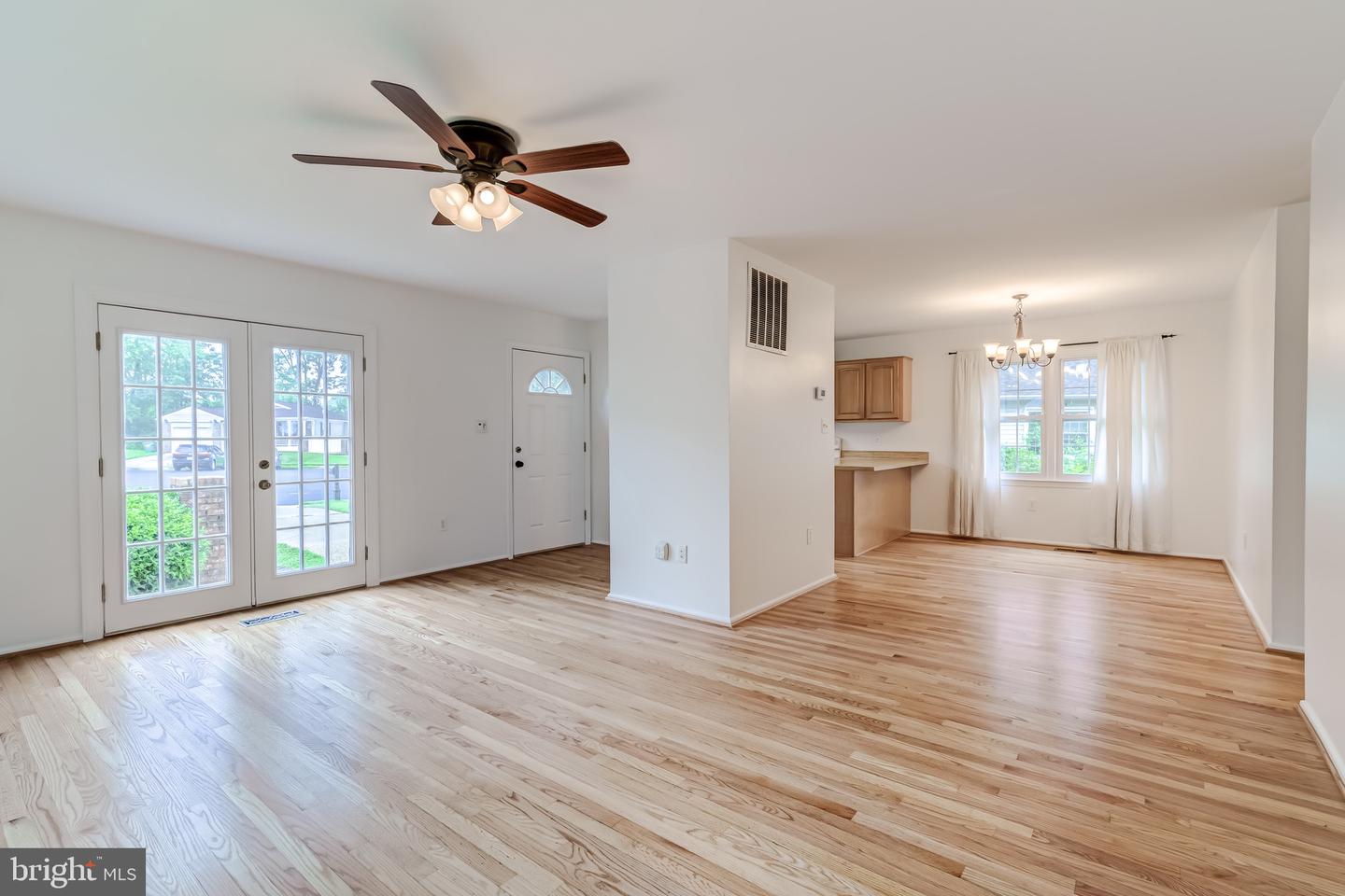 11993 BRICE HOUSE CT, WOODBRIDGE, Virginia 22192, 4 Bedrooms Bedrooms, ,3 BathroomsBathrooms,Residential,For sale,11993 BRICE HOUSE CT,VAPW2098192 MLS # VAPW2098192