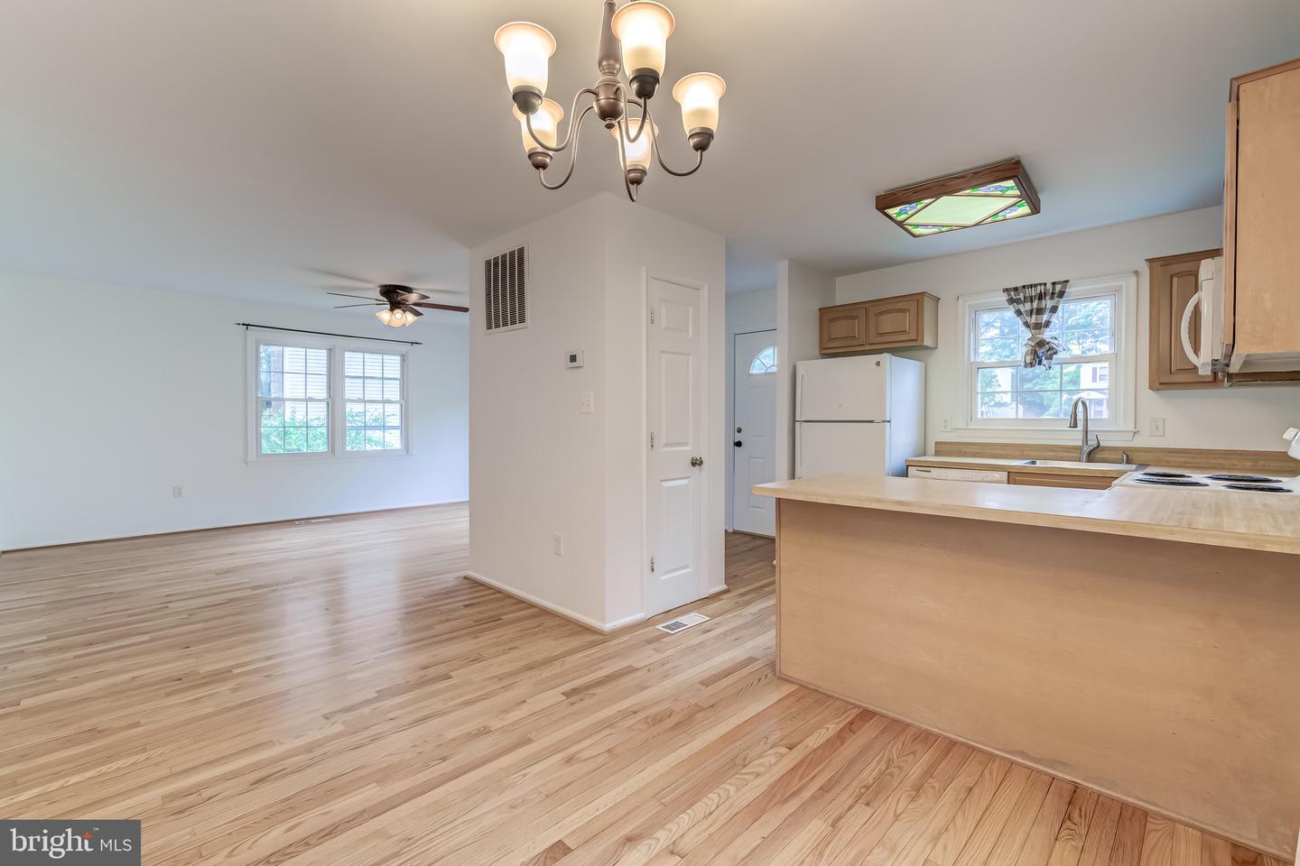 11993 BRICE HOUSE CT, WOODBRIDGE, Virginia 22192, 4 Bedrooms Bedrooms, ,3 BathroomsBathrooms,Residential,For sale,11993 BRICE HOUSE CT,VAPW2098192 MLS # VAPW2098192