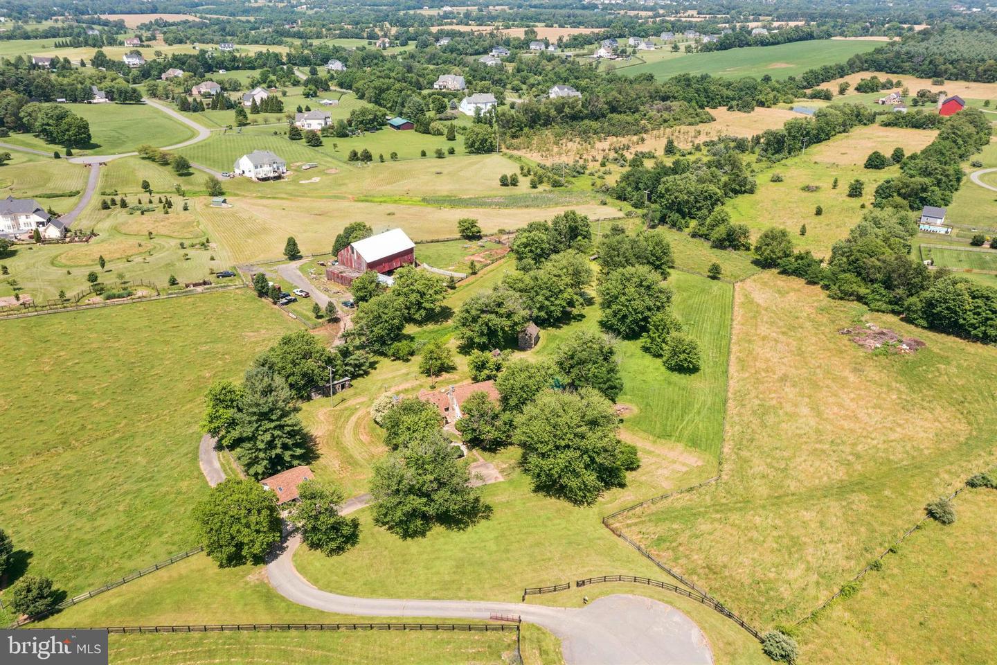 12969 BRUCE CT, LOVETTSVILLE, Virginia 20180, 4 Bedrooms Bedrooms, ,3 BathroomsBathrooms,Residential,For sale,12969 BRUCE CT,VALO2100860 MLS # VALO2100860