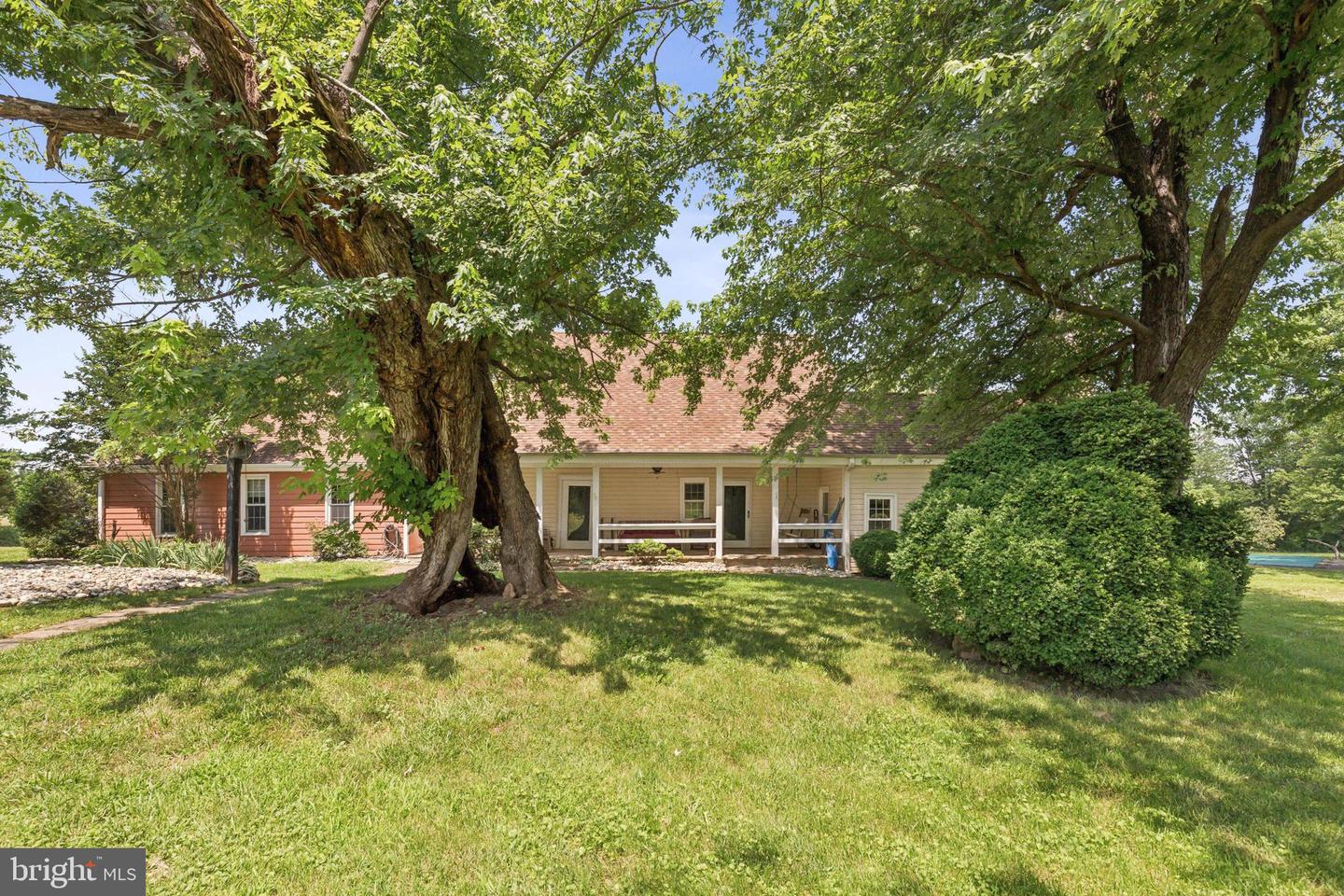 12969 BRUCE CT, LOVETTSVILLE, Virginia 20180, 4 Bedrooms Bedrooms, ,3 BathroomsBathrooms,Residential,For sale,12969 BRUCE CT,VALO2100860 MLS # VALO2100860