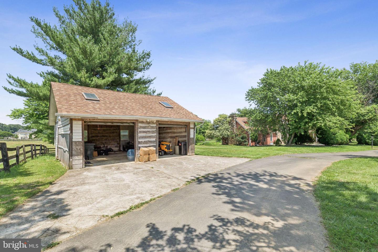 12969 BRUCE CT, LOVETTSVILLE, Virginia 20180, 4 Bedrooms Bedrooms, ,3 BathroomsBathrooms,Residential,For sale,12969 BRUCE CT,VALO2100860 MLS # VALO2100860