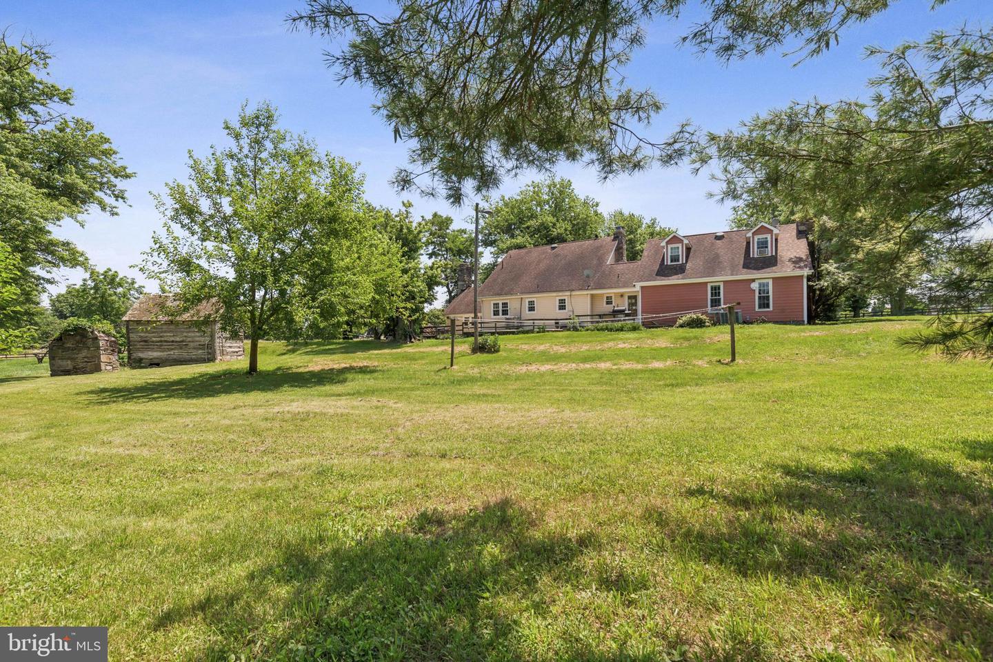 12969 BRUCE CT, LOVETTSVILLE, Virginia 20180, 4 Bedrooms Bedrooms, ,3 BathroomsBathrooms,Residential,For sale,12969 BRUCE CT,VALO2100860 MLS # VALO2100860