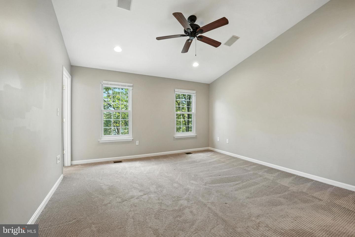 1547 NORTHERN NECK DR #201, VIENNA, Virginia 22182, 2 Bedrooms Bedrooms, ,2 BathroomsBathrooms,Residential,For sale,1547 NORTHERN NECK DR #201,VAFX2252742 MLS # VAFX2252742
