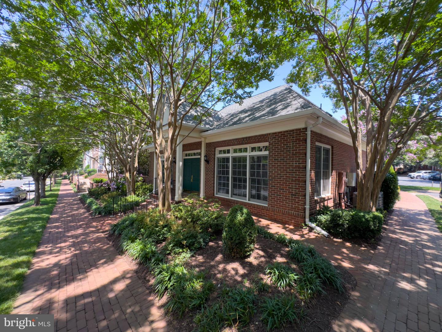 1547 NORTHERN NECK DR #201, VIENNA, Virginia 22182, 2 Bedrooms Bedrooms, ,2 BathroomsBathrooms,Residential,For sale,1547 NORTHERN NECK DR #201,VAFX2252742 MLS # VAFX2252742