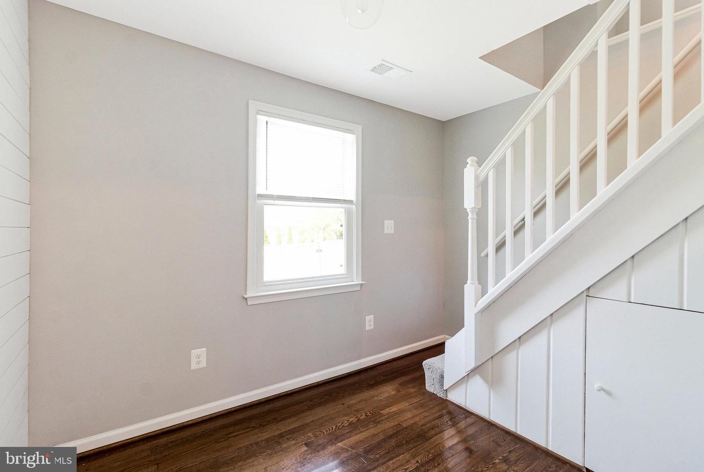 3015 GREENWAY BLVD, FALLS CHURCH, Virginia 22042, 3 Bedrooms Bedrooms, ,1 BathroomBathrooms,Residential,For sale,3015 GREENWAY BLVD,VAFX2252620 MLS # VAFX2252620