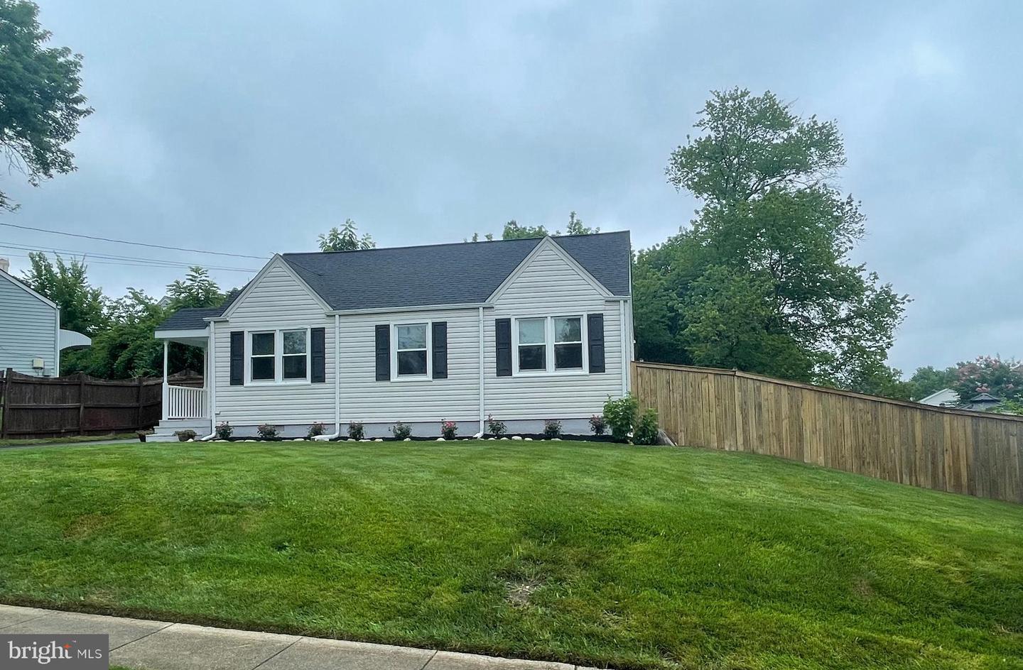3015 GREENWAY BLVD, FALLS CHURCH, Virginia 22042, 3 Bedrooms Bedrooms, ,1 BathroomBathrooms,Residential,For sale,3015 GREENWAY BLVD,VAFX2252620 MLS # VAFX2252620