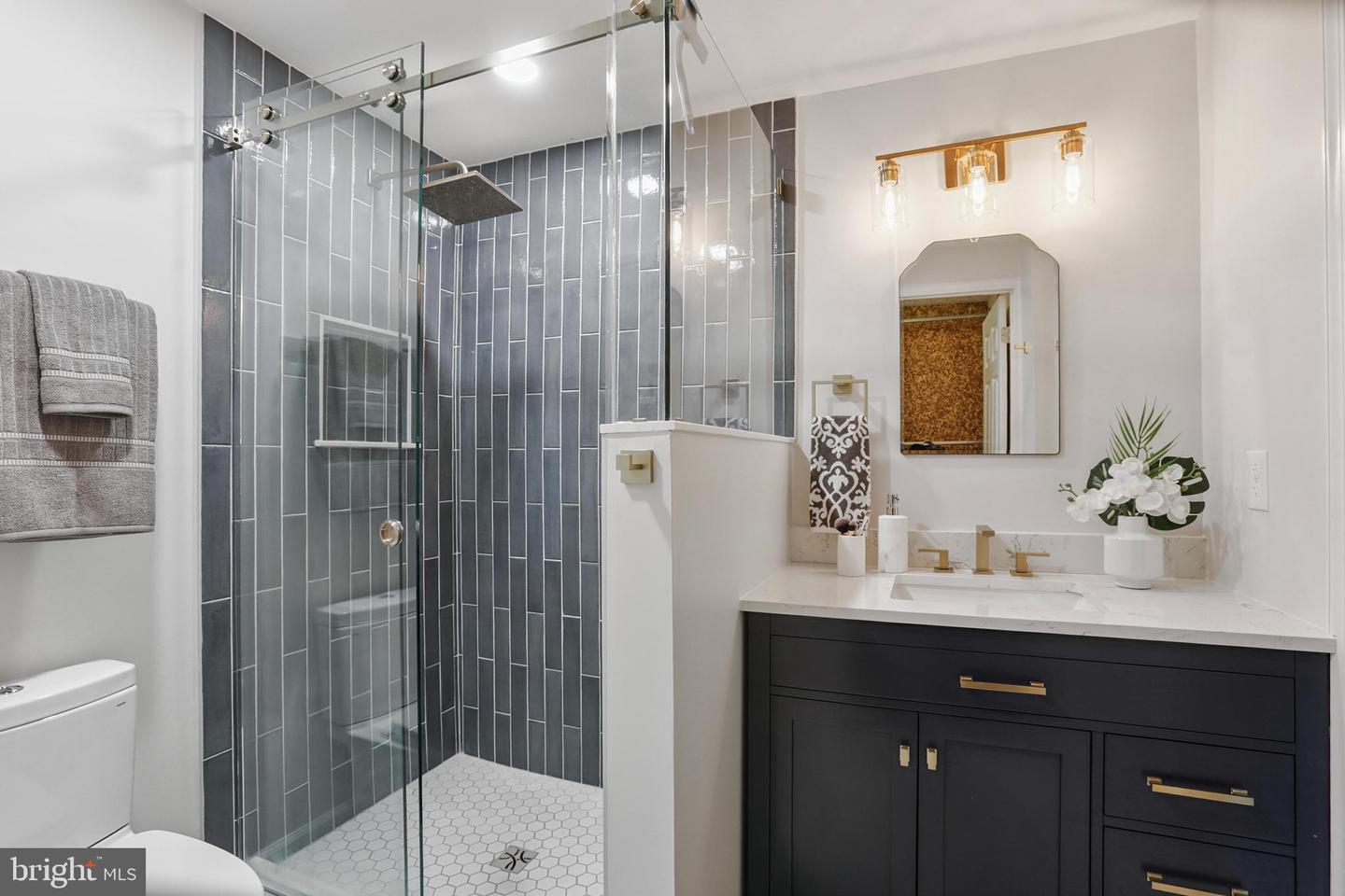 2307 MIDDLE CREEK LN, RESTON, Virginia 20191, 3 Bedrooms Bedrooms, ,2 BathroomsBathrooms,Residential,For sale,2307 MIDDLE CREEK LN,VAFX2252638 MLS # VAFX2252638