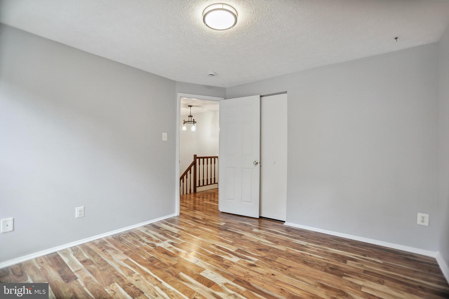 2307 MIDDLE CREEK LN, RESTON, Virginia 20191, 3 Bedrooms Bedrooms, ,2 BathroomsBathrooms,Residential,For sale,2307 MIDDLE CREEK LN,VAFX2252638 MLS # VAFX2252638