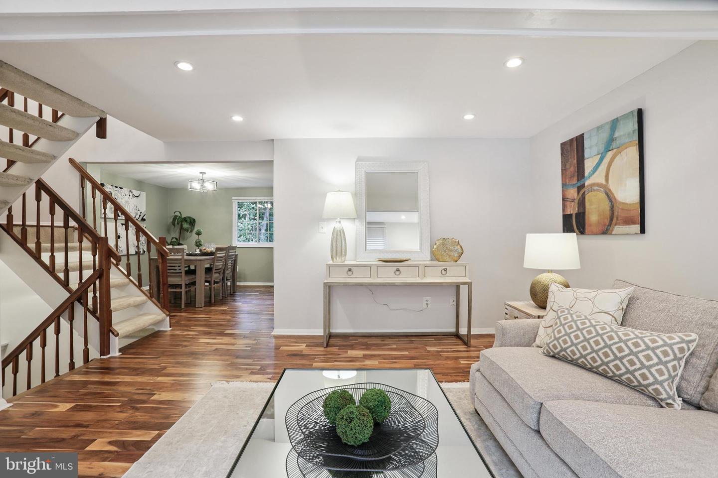 2307 MIDDLE CREEK LN, RESTON, Virginia 20191, 3 Bedrooms Bedrooms, ,2 BathroomsBathrooms,Residential,For sale,2307 MIDDLE CREEK LN,VAFX2252638 MLS # VAFX2252638