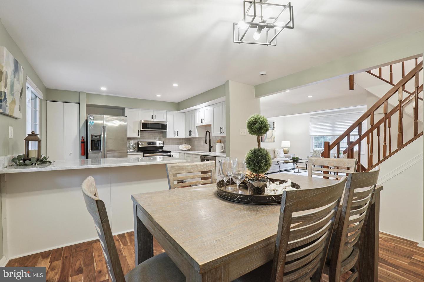 2307 MIDDLE CREEK LN, RESTON, Virginia 20191, 3 Bedrooms Bedrooms, ,2 BathroomsBathrooms,Residential,For sale,2307 MIDDLE CREEK LN,VAFX2252638 MLS # VAFX2252638