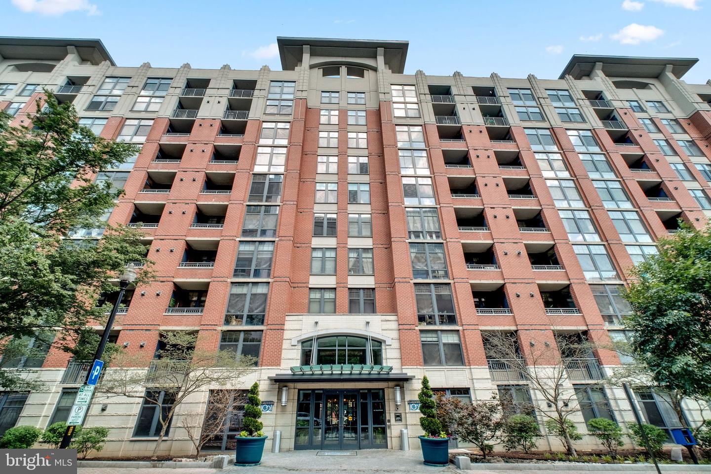 1021 N GARFIELD ST #527, ARLINGTON, Virginia 22201, 1 Bedroom Bedrooms, ,1 BathroomBathrooms,Residential,For sale,1021 N GARFIELD ST #527,VAAR2060006 MLS # VAAR2060006