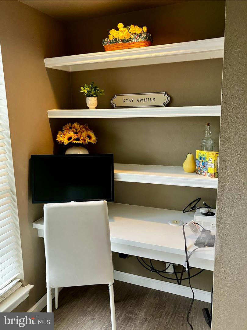 12163 PENDERVIEW TER #1034, FAIRFAX, Virginia 22033, 1 Bedroom Bedrooms, ,1 BathroomBathrooms,Residential,For sale,12163 PENDERVIEW TER #1034,VAFX2252658 MLS # VAFX2252658