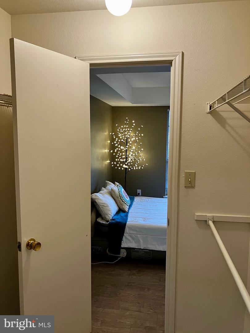 12163 PENDERVIEW TER #1034, FAIRFAX, Virginia 22033, 1 Bedroom Bedrooms, ,1 BathroomBathrooms,Residential,For sale,12163 PENDERVIEW TER #1034,VAFX2252658 MLS # VAFX2252658