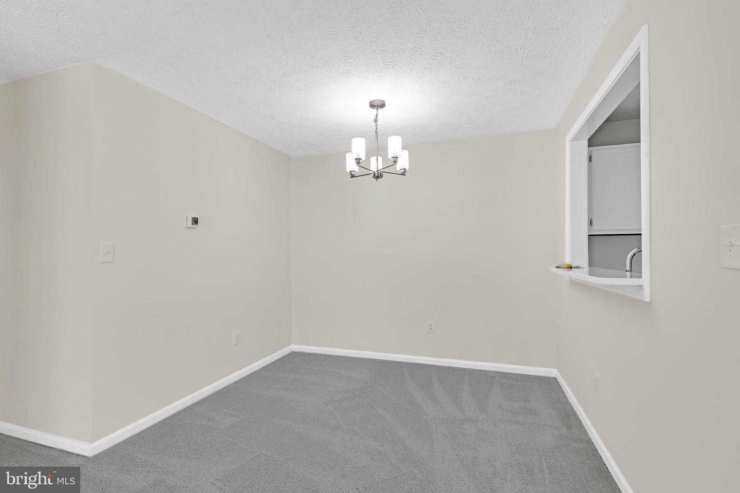 2273 HUNTERS RUN DR, RESTON, Virginia 20191, 2 Bedrooms Bedrooms, ,2 BathroomsBathrooms,Residential,For sale,2273 HUNTERS RUN DR,VAFX2252800 MLS # VAFX2252800