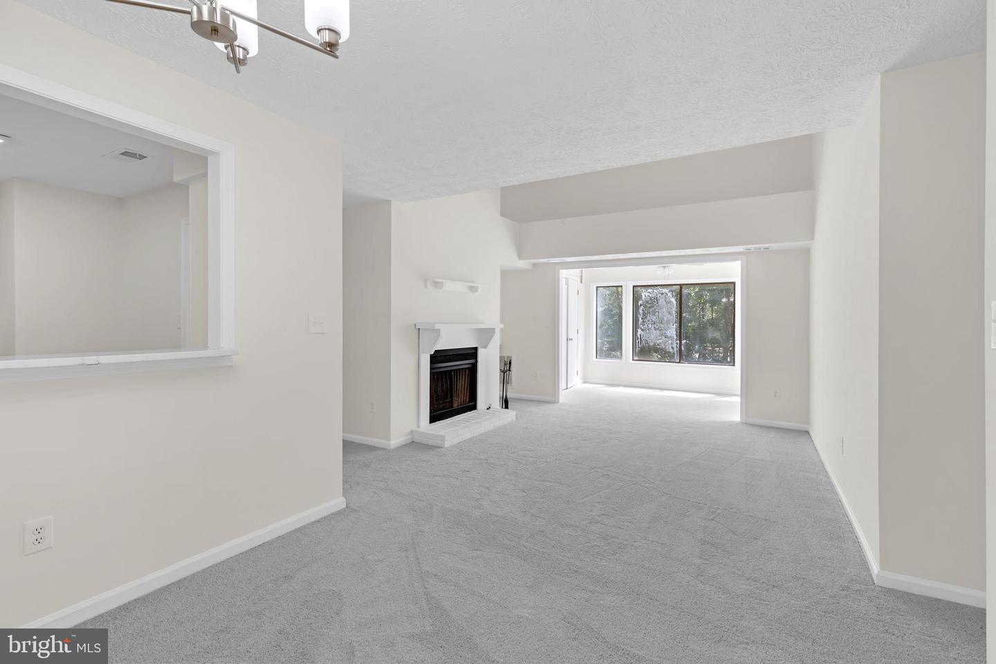 2273 HUNTERS RUN DR, RESTON, Virginia 20191, 2 Bedrooms Bedrooms, ,2 BathroomsBathrooms,Residential,For sale,2273 HUNTERS RUN DR,VAFX2252800 MLS # VAFX2252800