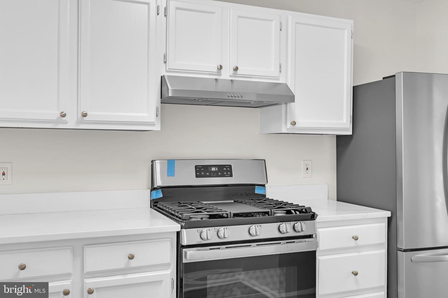 2273 HUNTERS RUN DR, RESTON, Virginia 20191, 2 Bedrooms Bedrooms, ,2 BathroomsBathrooms,Residential,For sale,2273 HUNTERS RUN DR,VAFX2252800 MLS # VAFX2252800