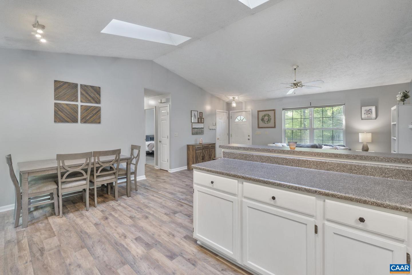 16 EAST POINT RD, PALMYRA, Virginia 22963, 3 Bedrooms Bedrooms, ,3 BathroomsBathrooms,Residential,For sale,16 EAST POINT RD,666263 MLS # 666263